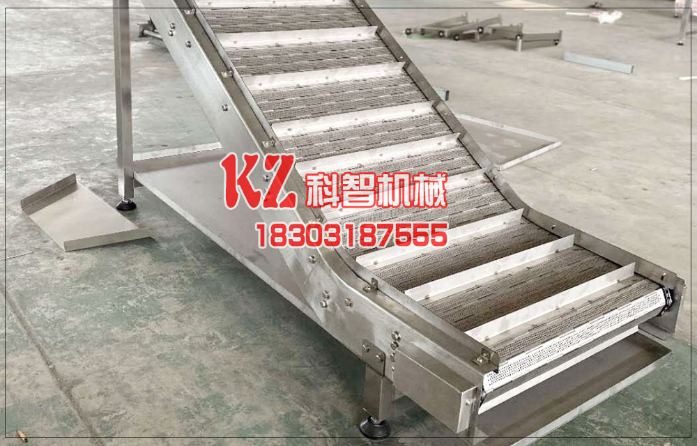 鏈板爬坡輸送機