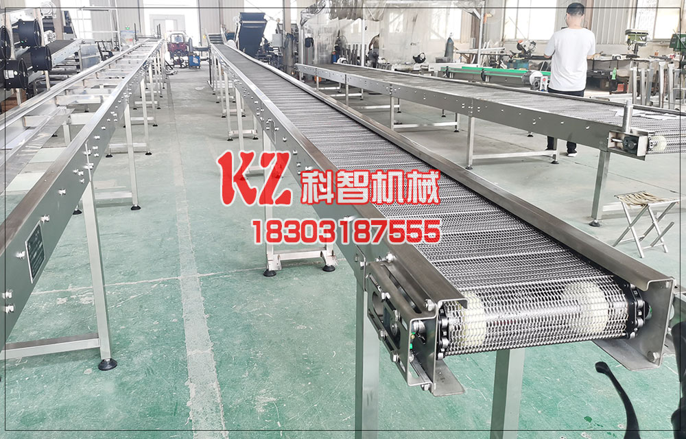 隧道式輸送機